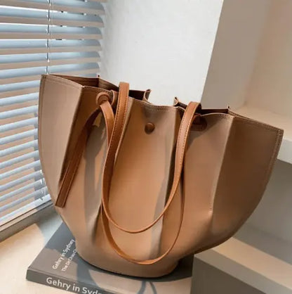 Elaralux Bucket Bag