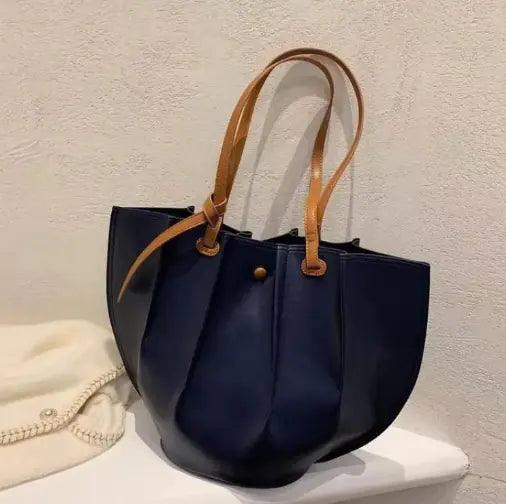 Elaralux Bucket Bag