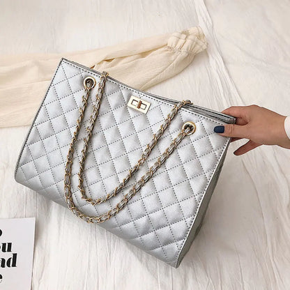 Elaralux Quilted Shoulder Bag